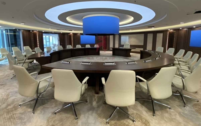 Setup phòng họp theo bàn tròn
